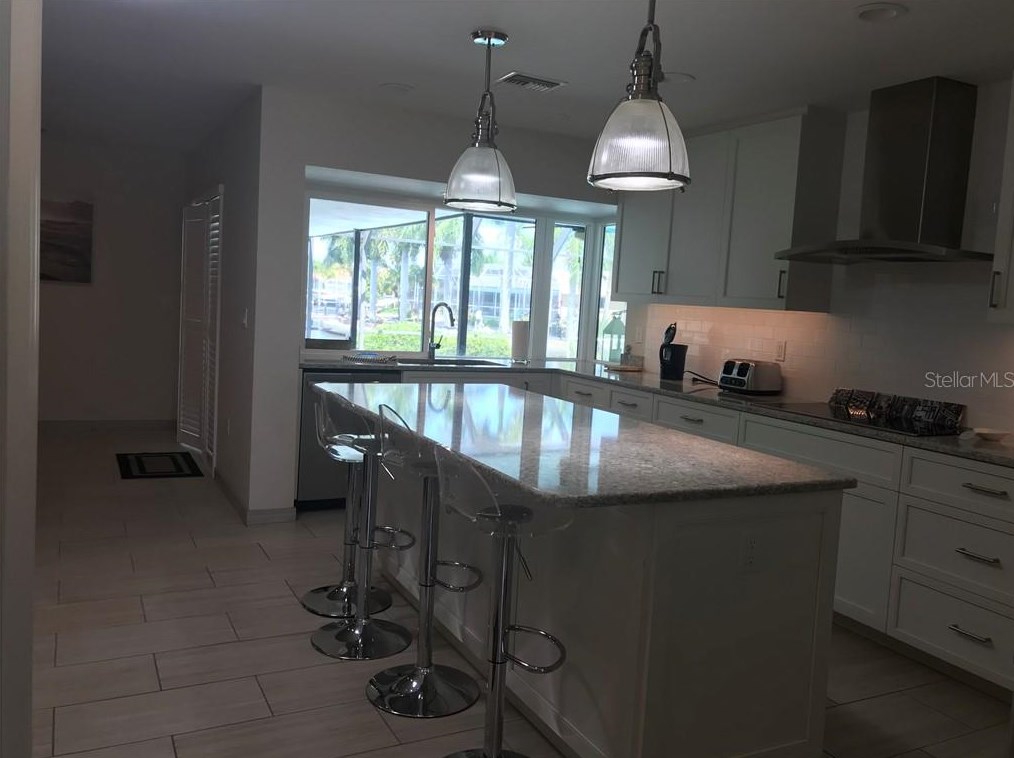 5519 Azure Way, Sarasota, FL 34242-1857