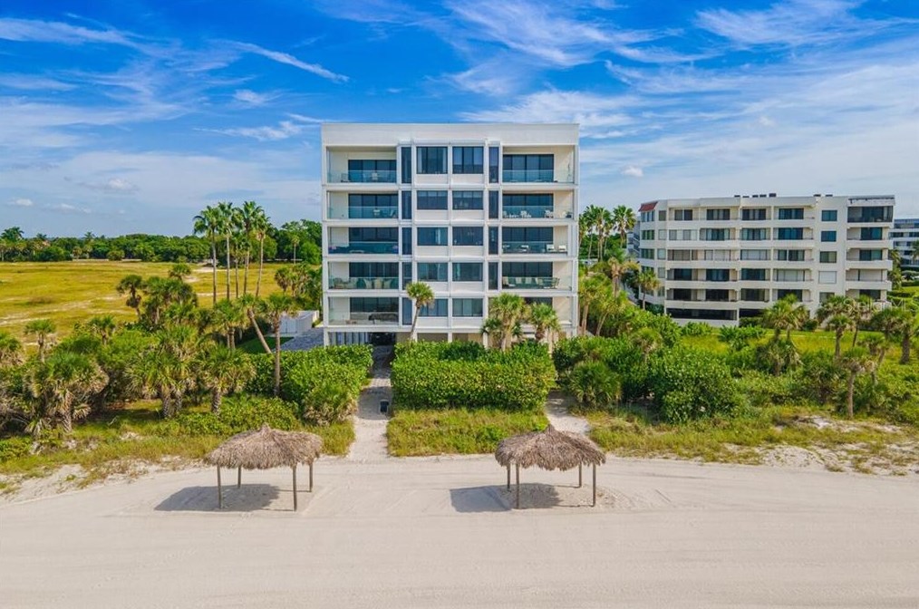 1511 Gulf Of Mexico Dr, Longboat Key, FL 34228-3429
