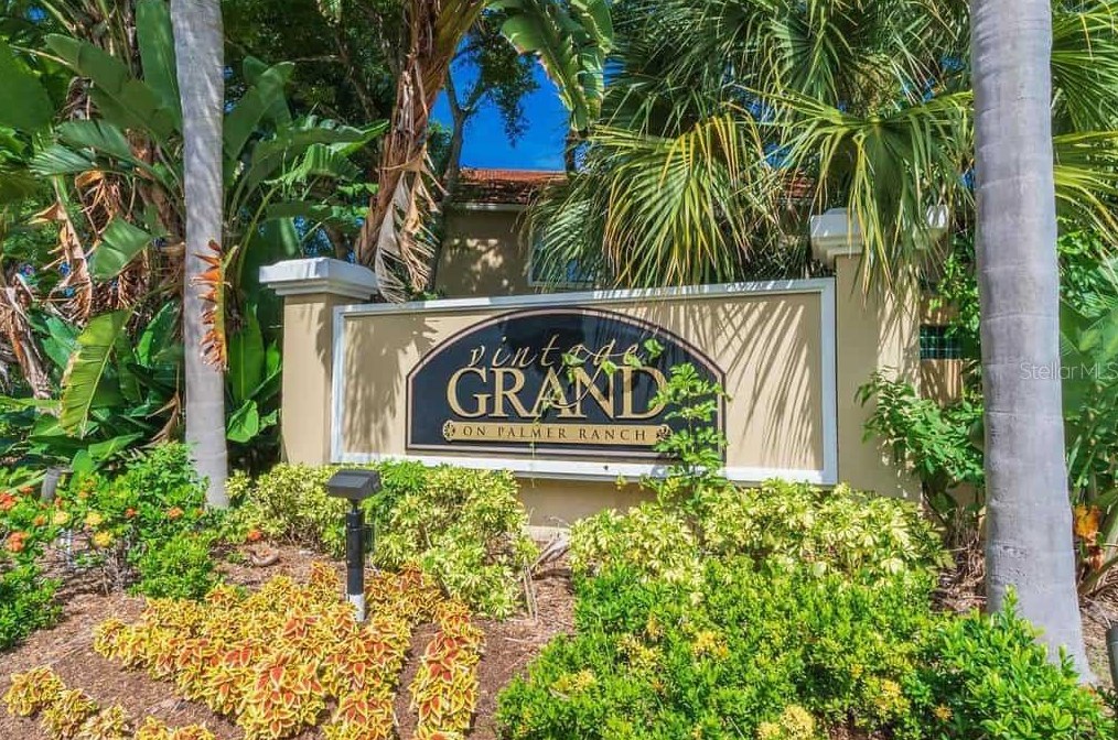 4006 Crockers Lake Blvd, Sarasota, FL 34238-5514