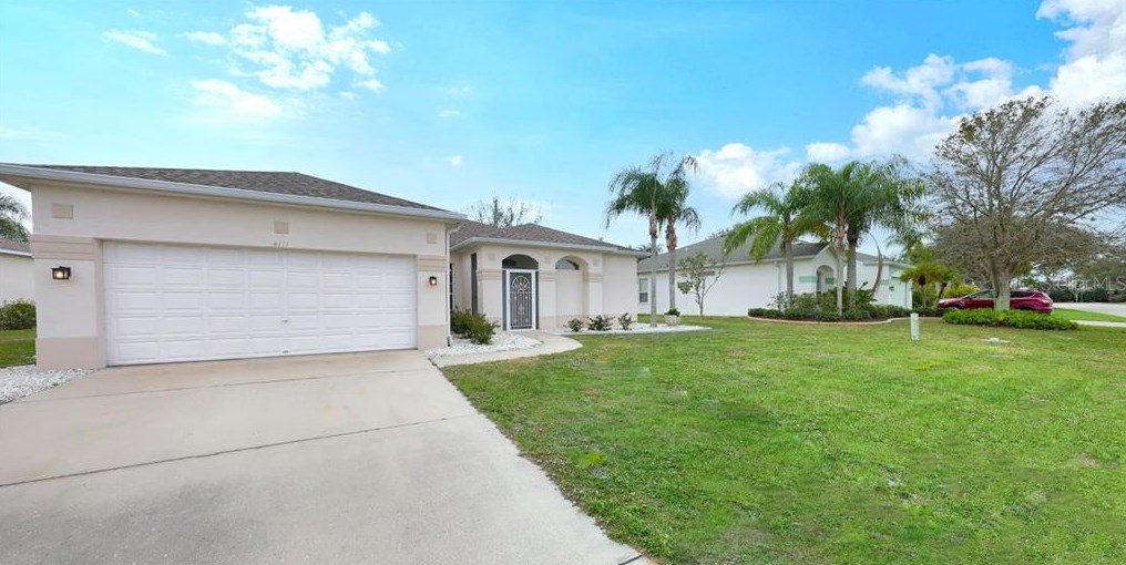 4111 Hemingway Dr, Venice, FL 34293-5249