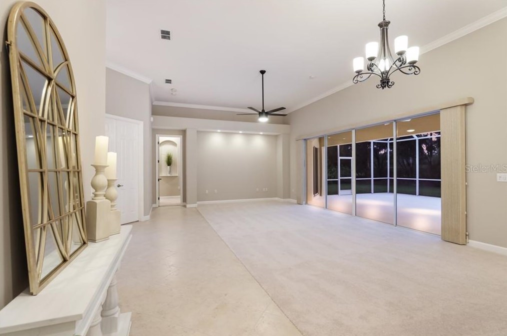 6840 Coyote Ridge Ct, Bradenton, FL 34201-2117