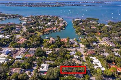 1642 Bahia Vista Street - Photo 1