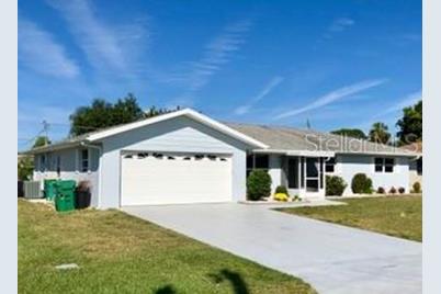 2473 Newbury St Port Charlotte Fl 33952 Mls C7421570