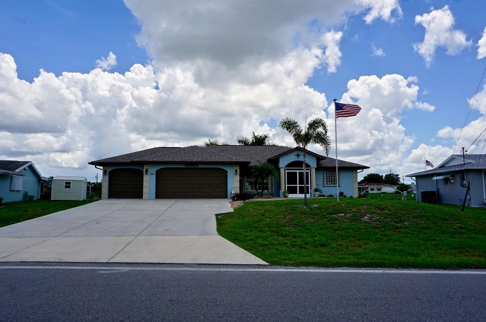 301 Tarpon Blvd, Port Charlotte, FL 33952-6532