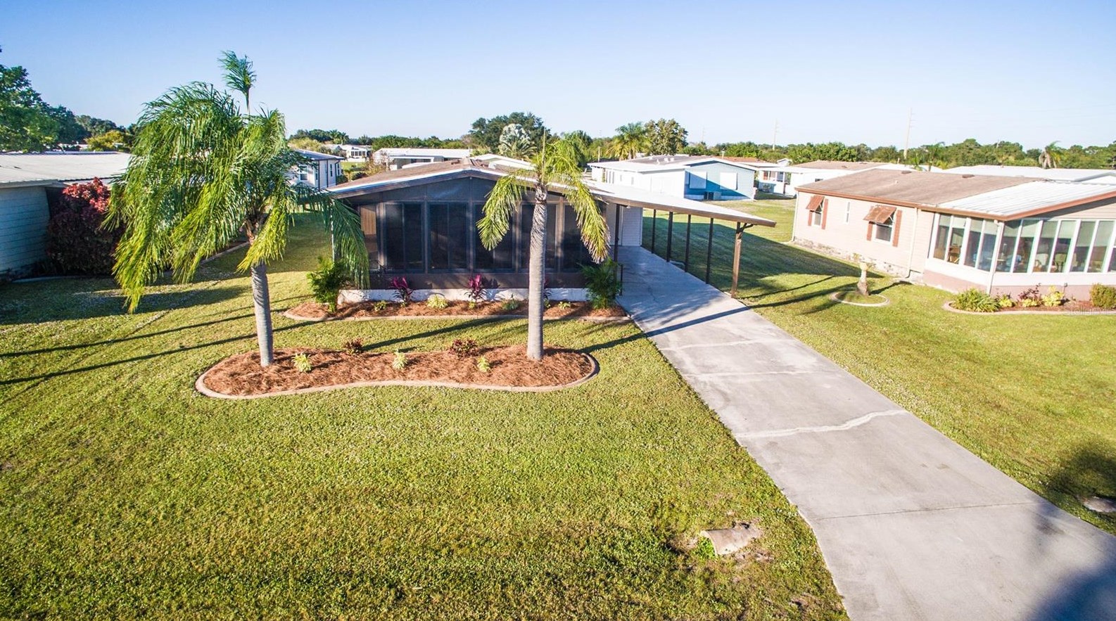 6192 Falcon Dr, Inglewood, FL 34224-7776