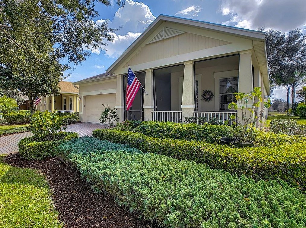 144 Crepe Myrtle Dr, Groveland, FL 34736-3604