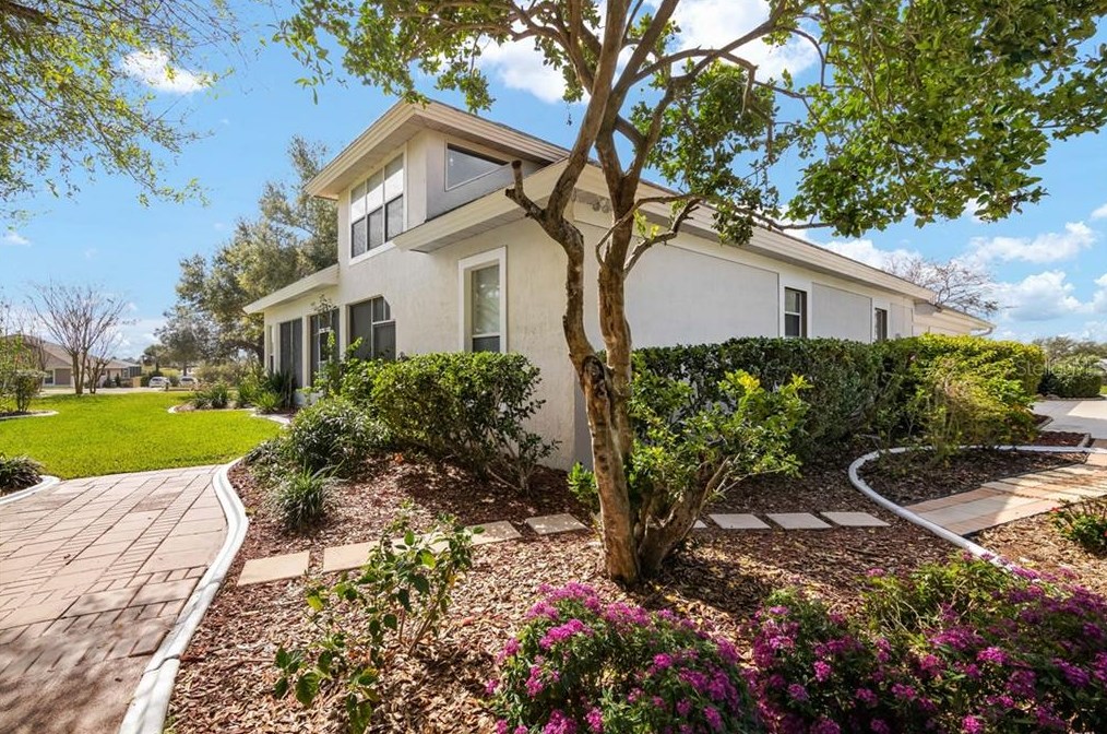 39100 Tacoma Dr, Lady Lake FL  32159-6006 exterior