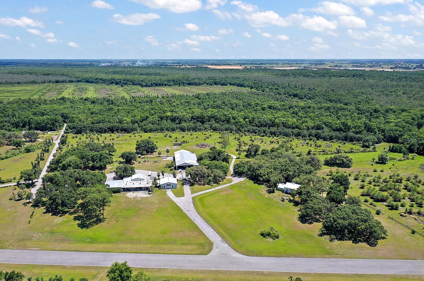 30977 Airway Rd, Leesburg, FL 34748-4347