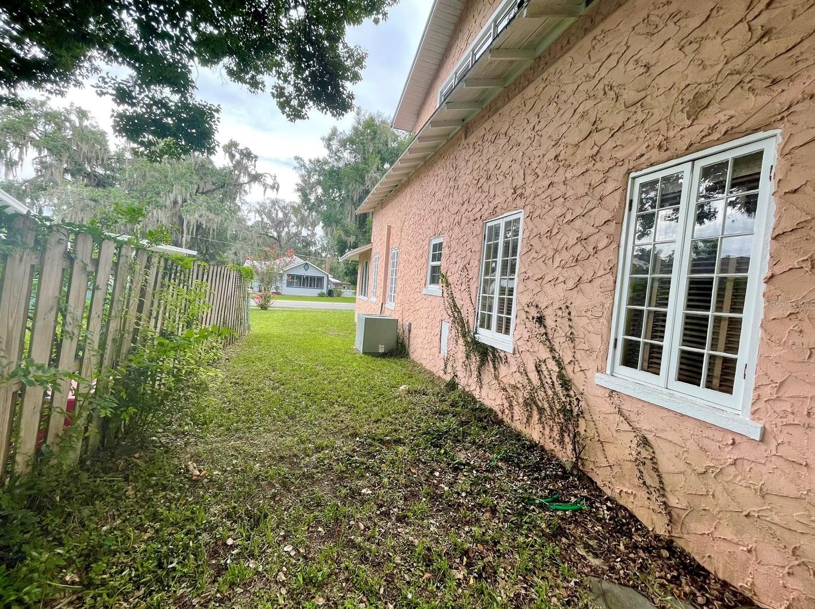 811 12th St, Ocala FL  34471-4454 exterior