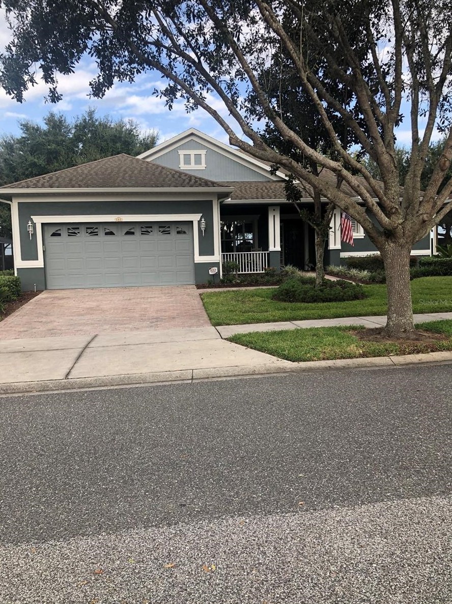 181 Crepe Myrtle Dr, Groveland, FL 34736-3603