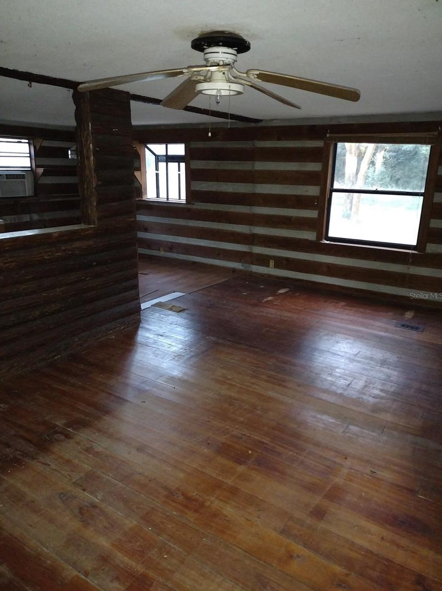 6193 Holly St, Mount Dora, FL 32757-7414