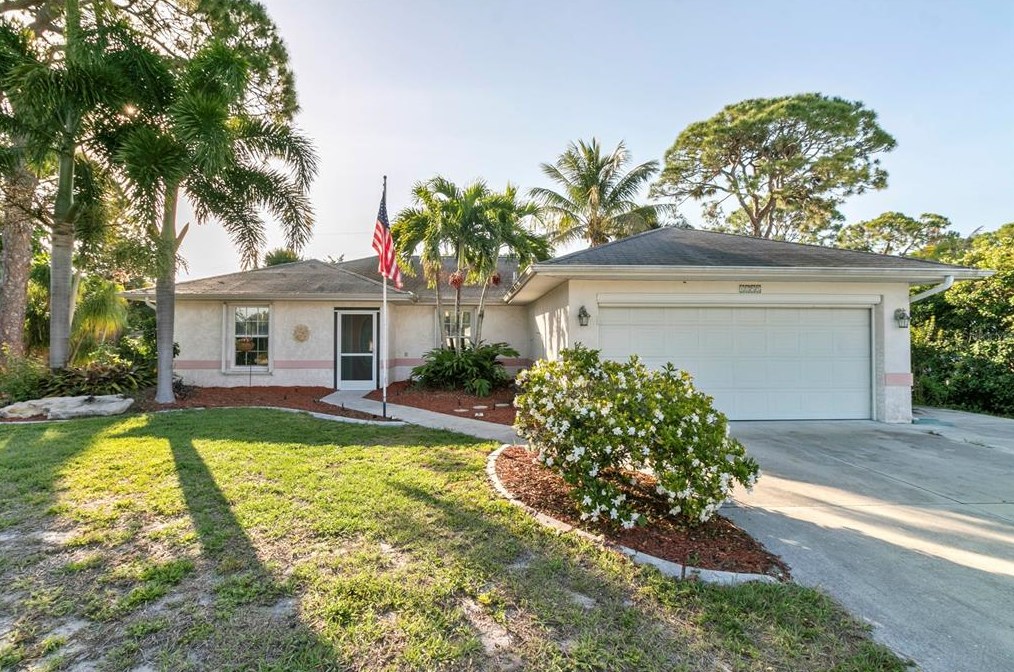 1255 Piedmont Rd, Venice, FL 34293-5374