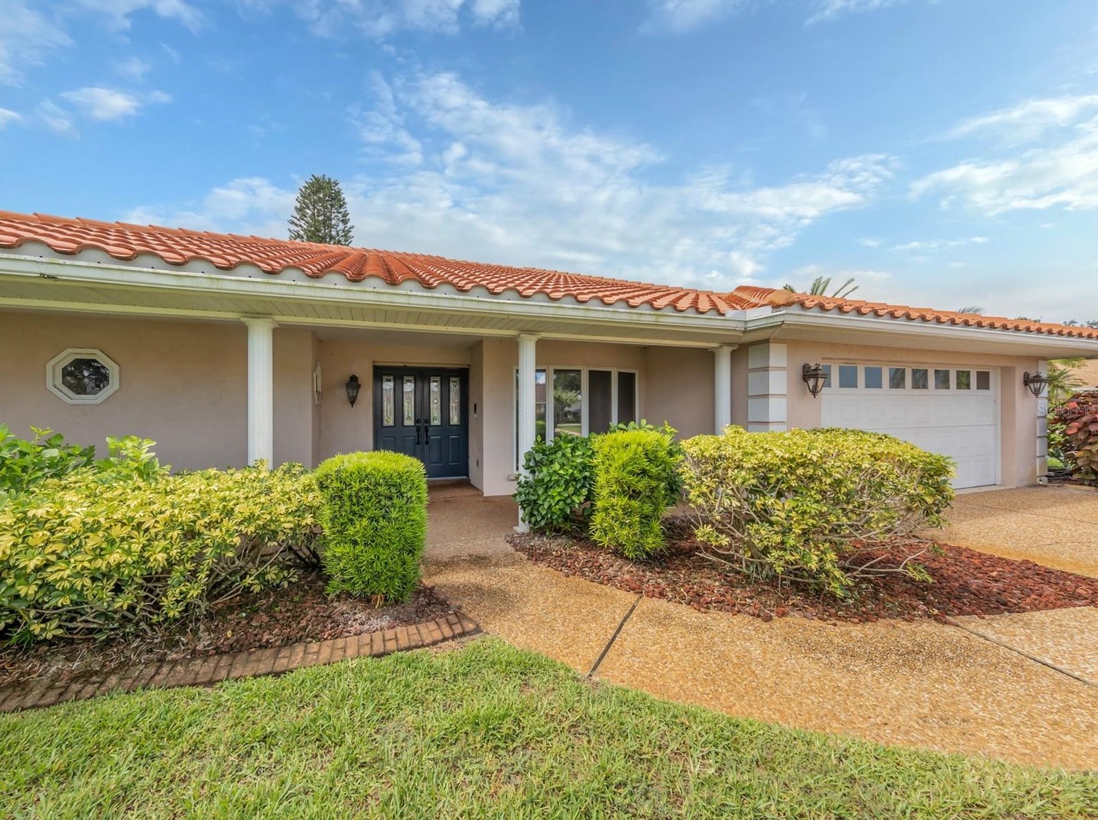 1914 Pebble Beach Ct, Venice, FL 34293-3829