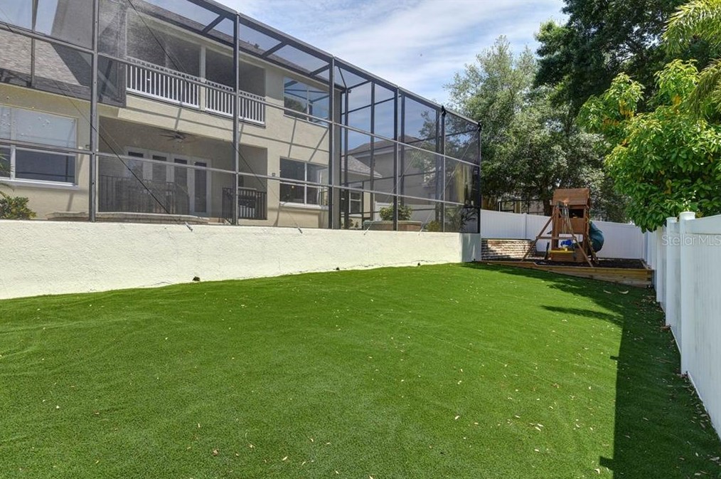 702 Johns Landing Way, Winter Garden FL  34787-8966 exterior