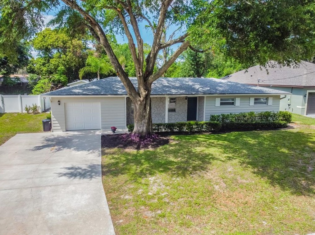 437 Citrus St, Altamonte Springs, FL