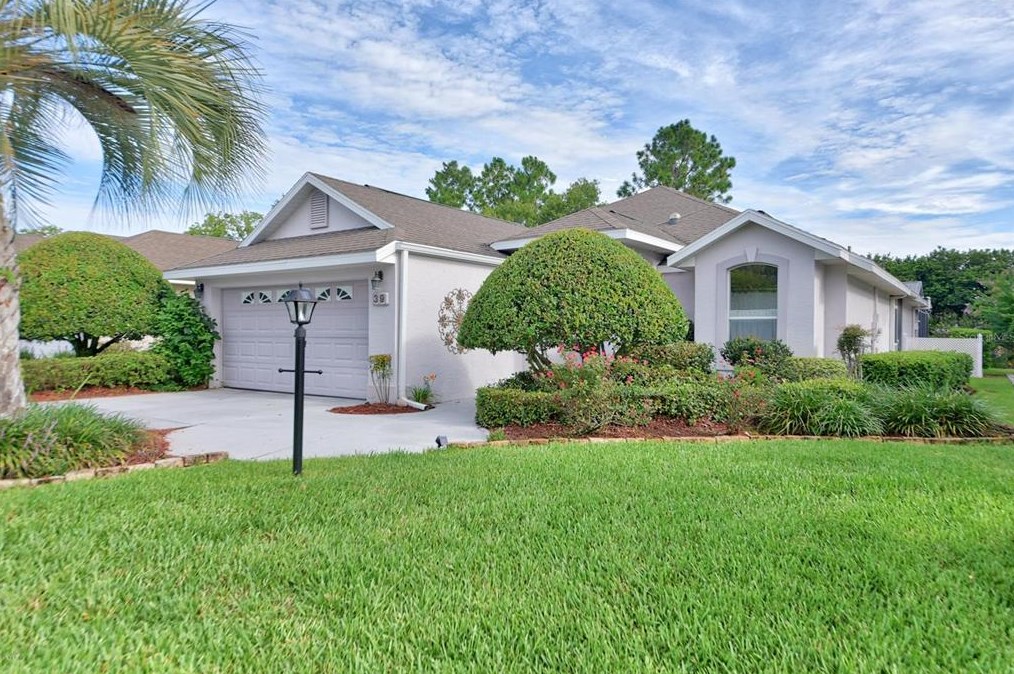 39 Golf View Dr, Ocala, FL 34472-5002