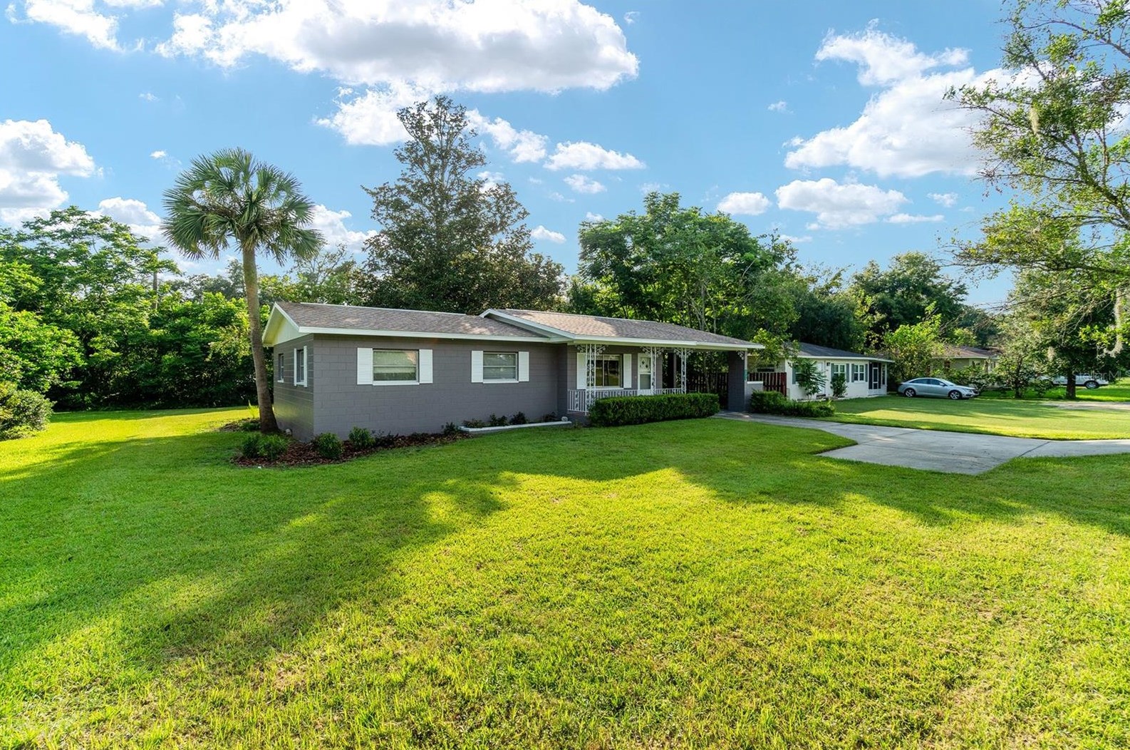 2930 Lake Weir Ave, Ocala, FL 34471-6716