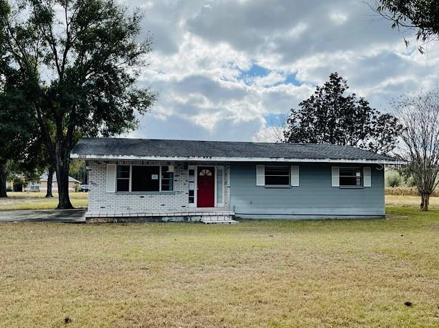 28748 Lindenhurst Dr, Zephyrhills, FL 33544-2868