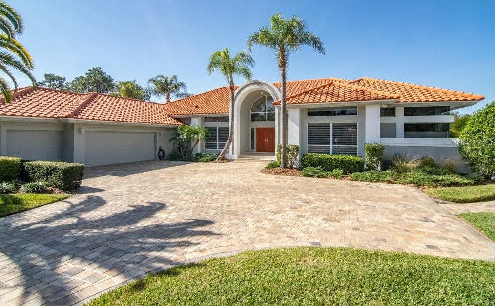 5435 Blue Heron Ln, Zephyrhills, FL 33543-4441