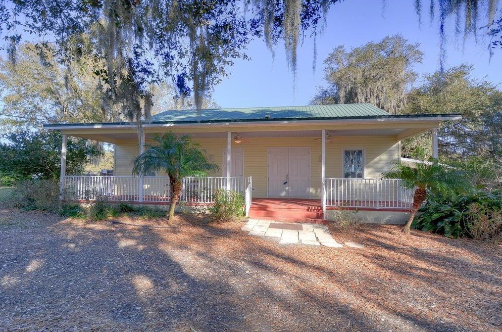 8304 Bob Wiggs Ave, Lithia, FL 33547