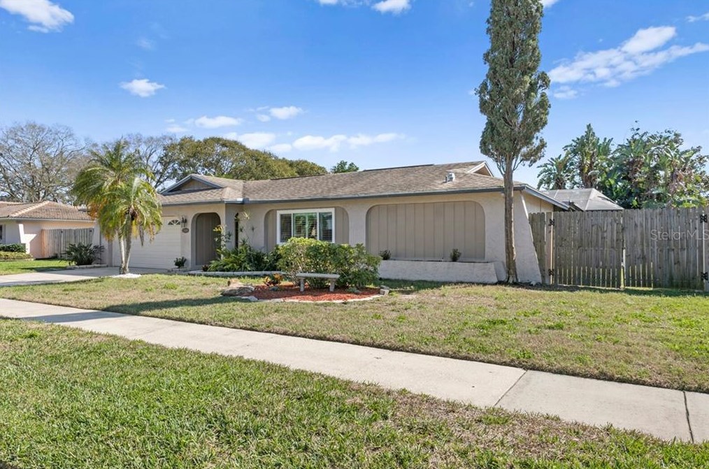 12098 96th Pl, Largo, FL 33772-2613