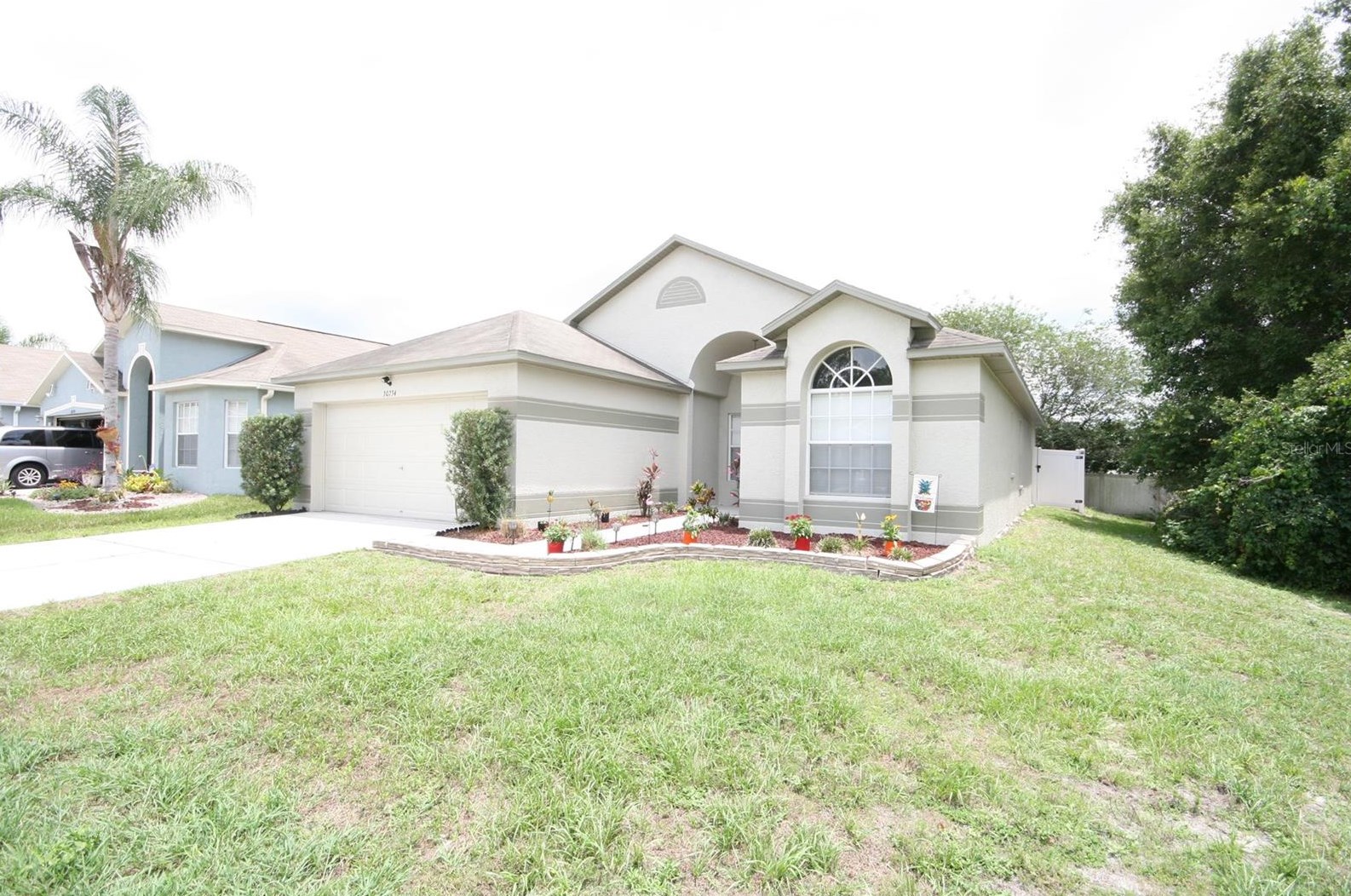 30734 Midtown Ct, Zephyrhills, FL 33545-1332