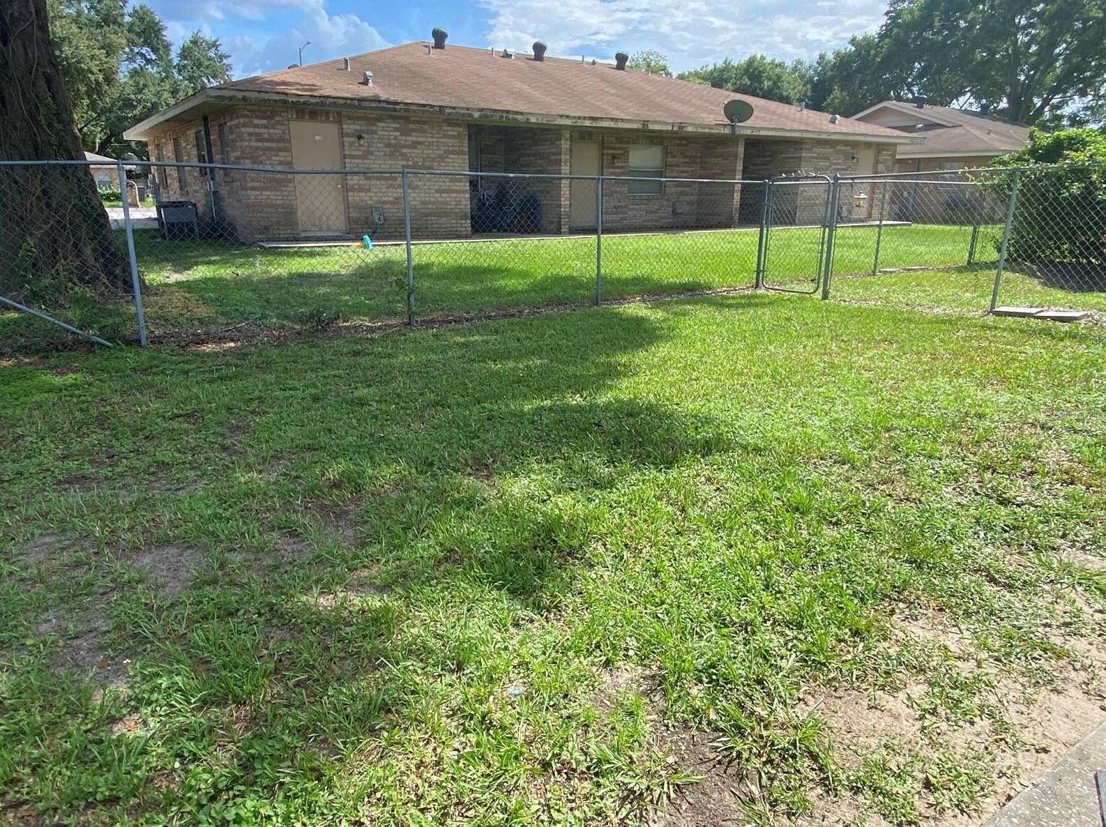 409 Sadie St, Brandon, FL 33510-4436