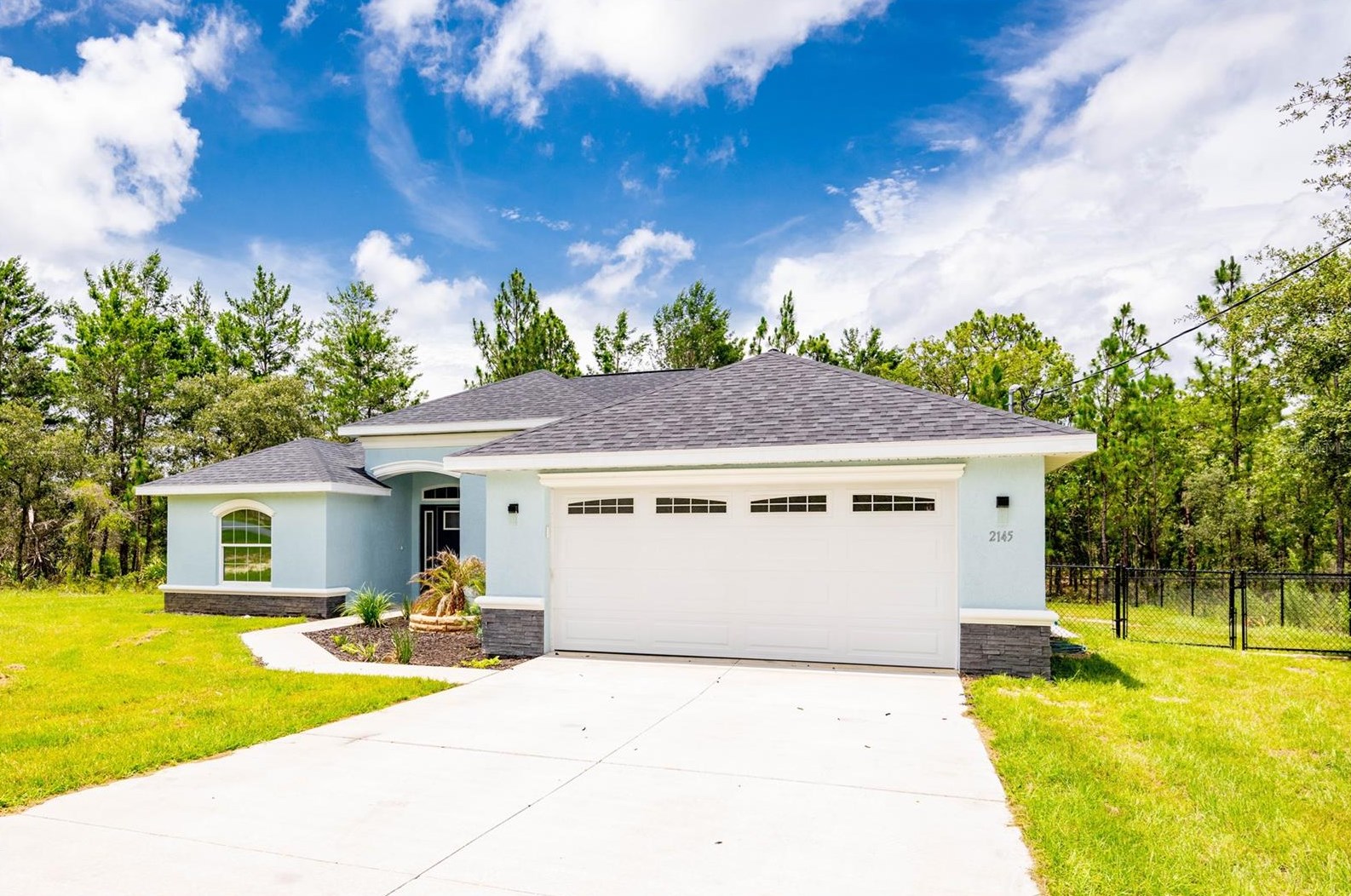 2145 Riley Dr, Dunnellon, FL 34434-5518