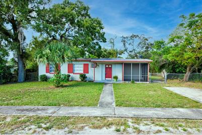626 Swallow Lane - Photo 1