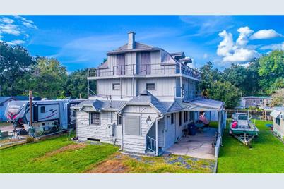 5460 Circle Drive - Photo 1