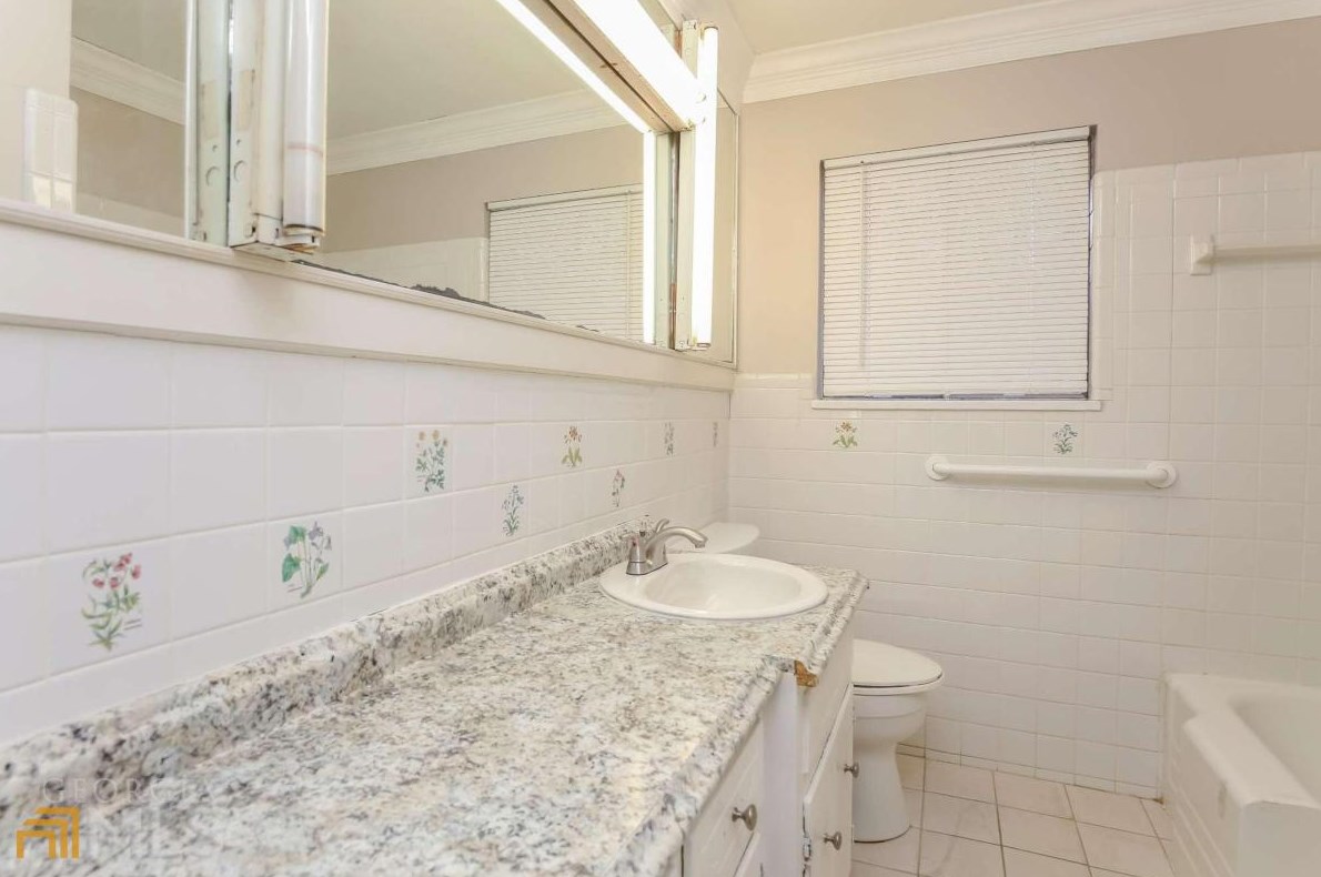 2072 Clairmont Ter Ne, Atlanta, GA 30345