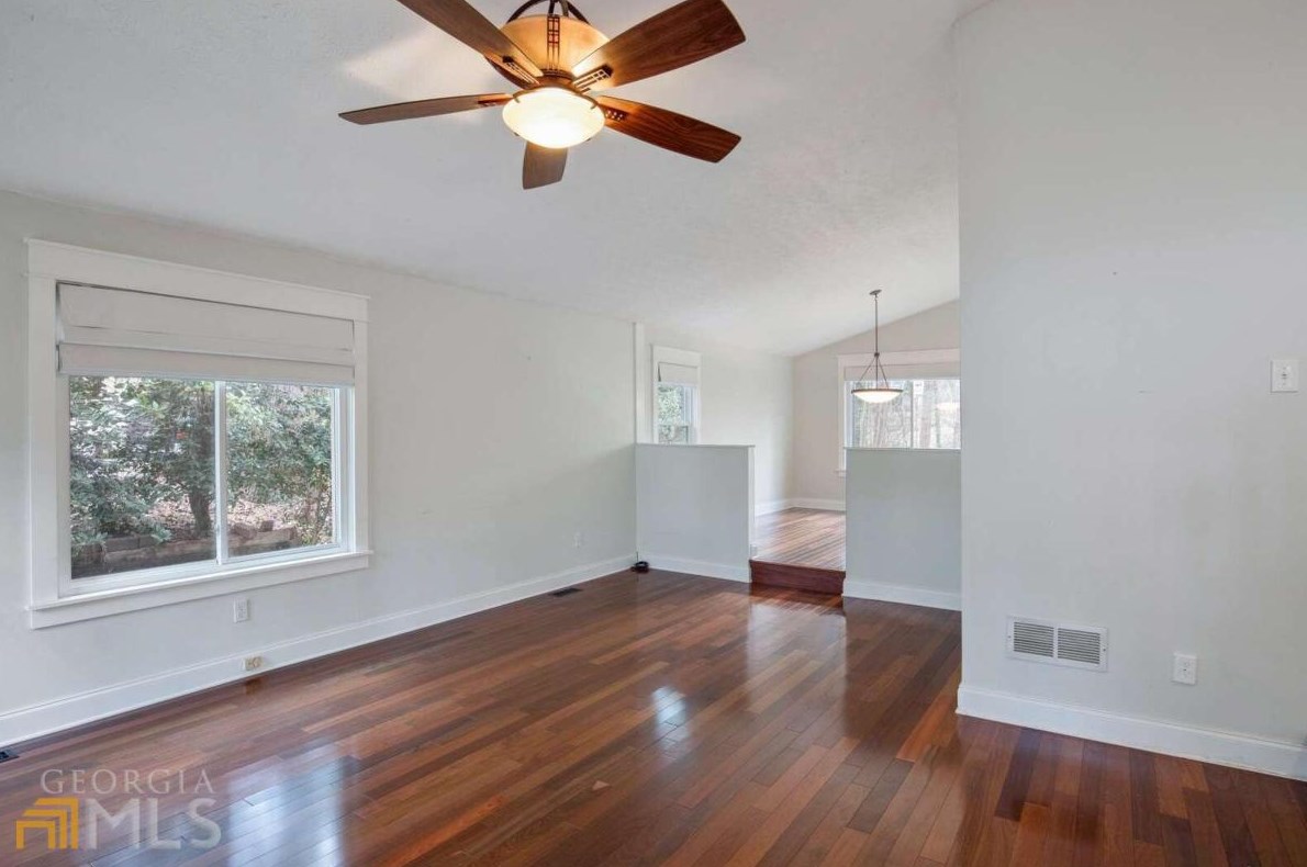 3519 Cedar Valley Dr, Smyrna GA  30080-5646 exterior