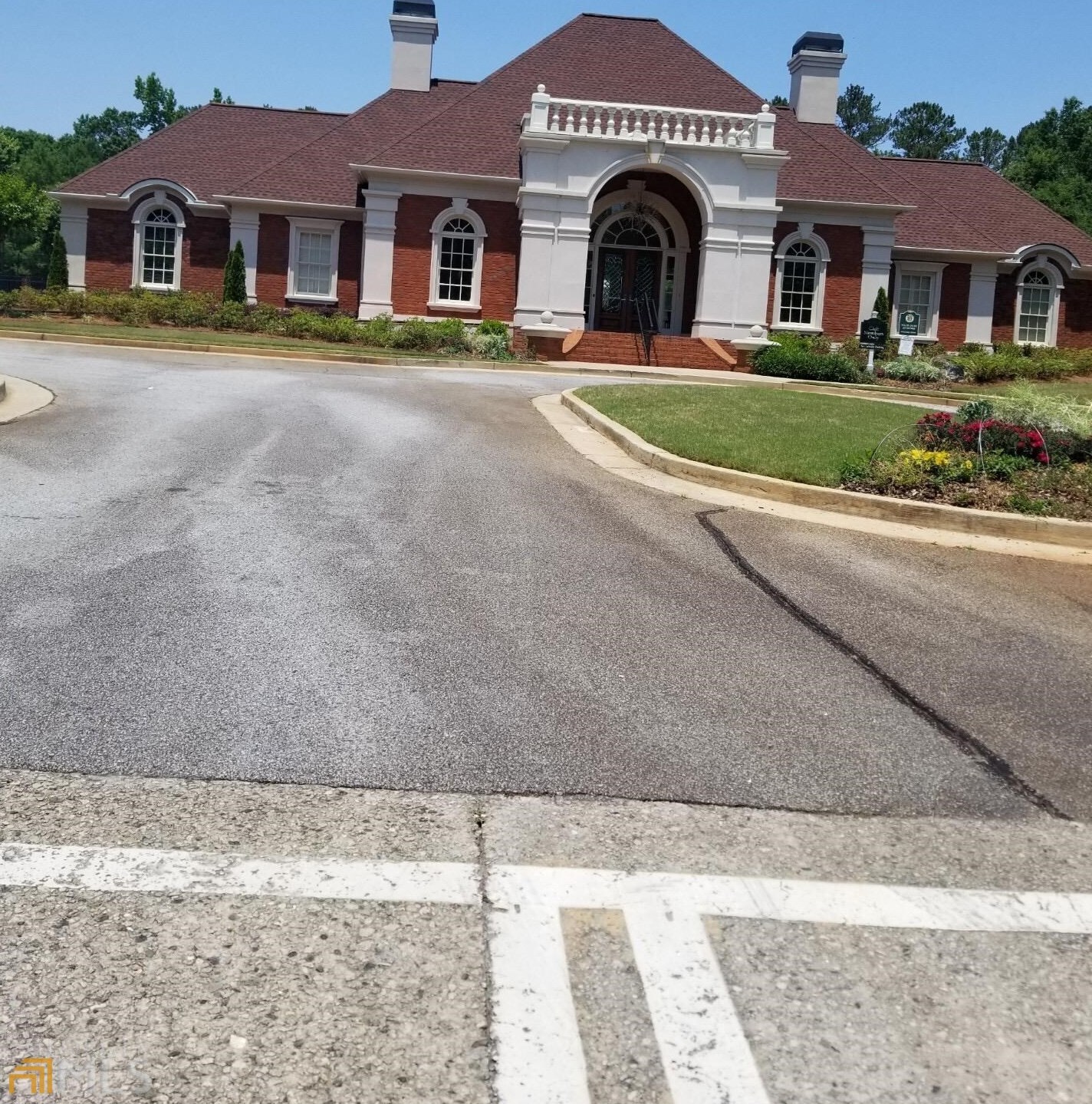 6129 Red Maple Rd, Atlanta GA  30349-1287 exterior