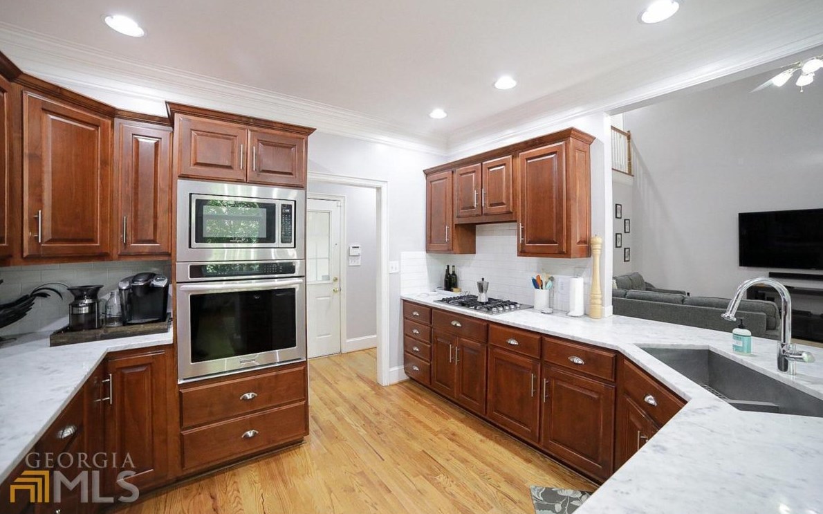 365 Riverbottom Rd, Athens GA 30606-6431 exterior