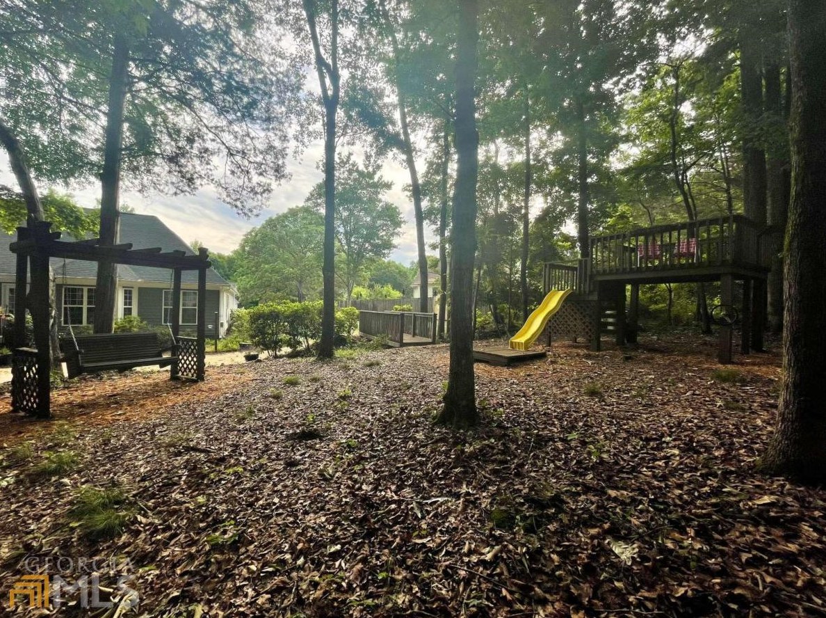 150 Oak Mdw Dr, Athens GA 30605-4550 exterior