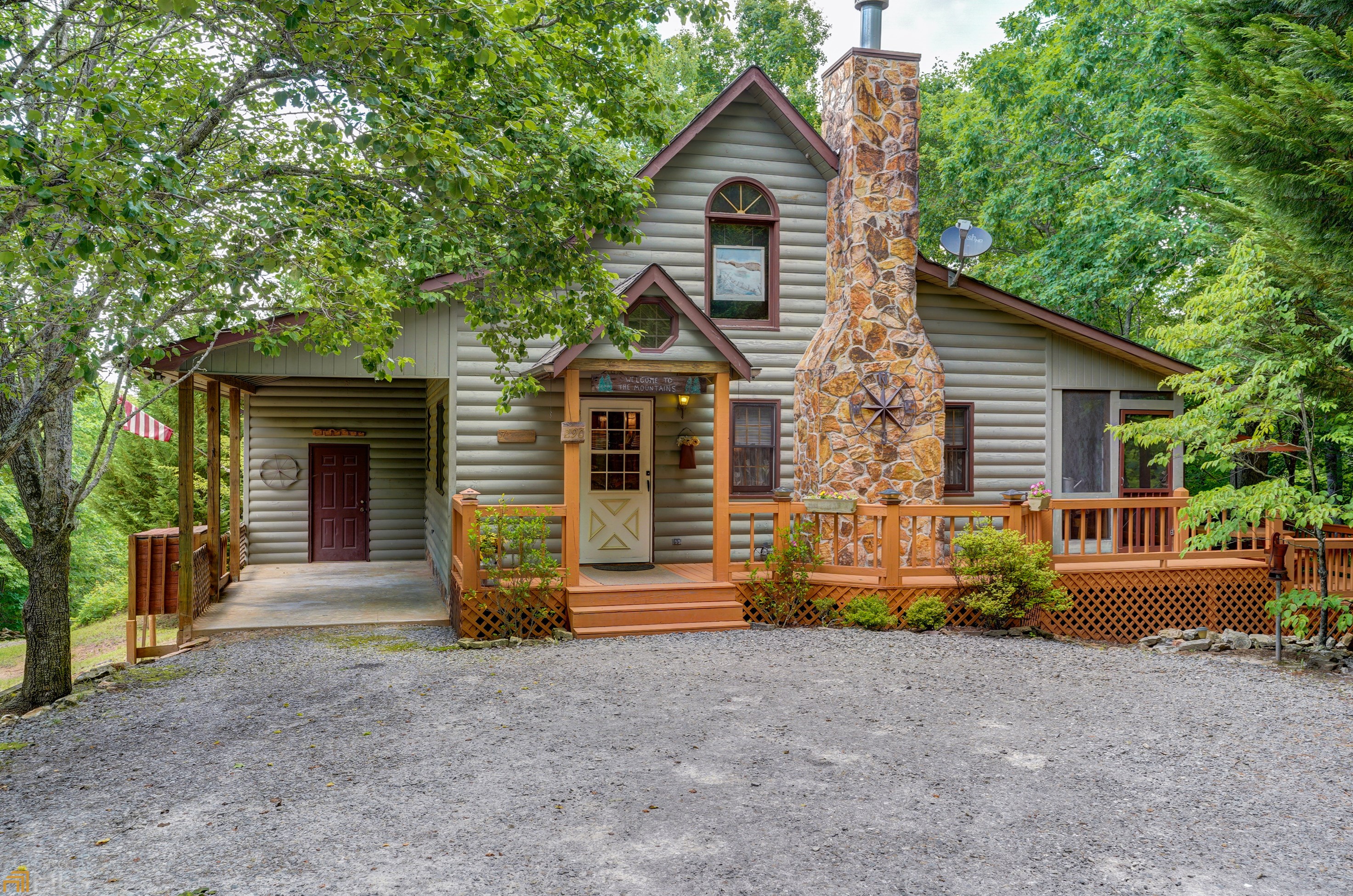 290 Turkey Trot Rd, Morganton, GA 30560-5632