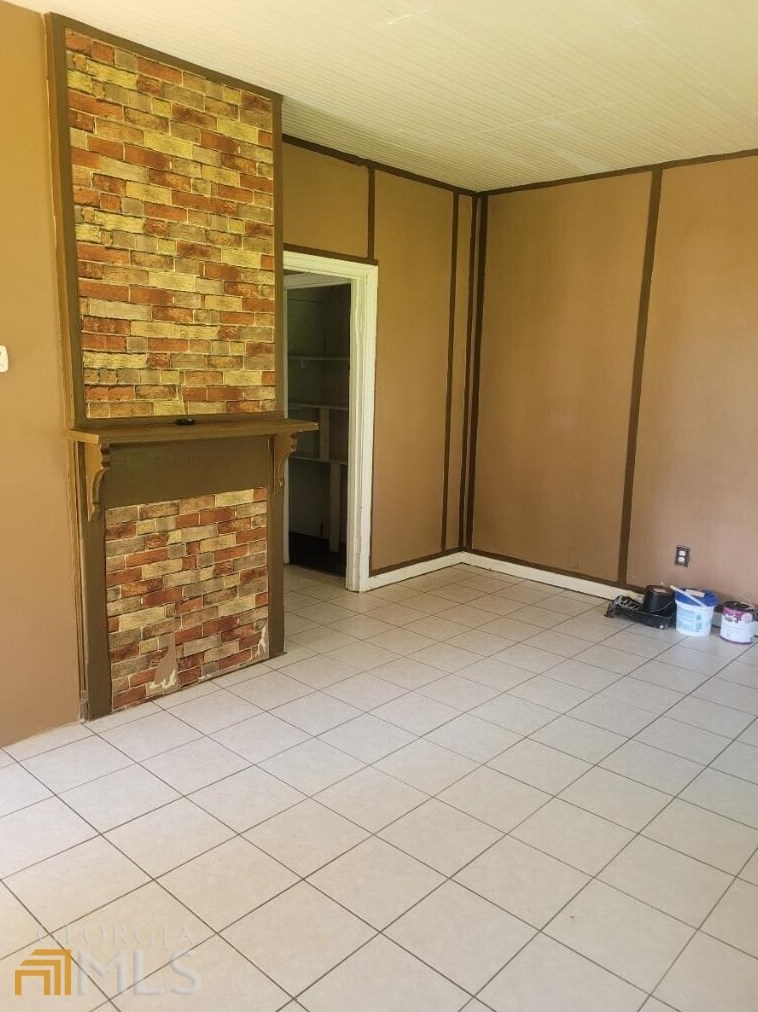 405 Grove Ave Se #405, Lindale, GA 30147
