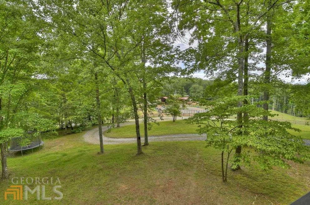 685 Meadow View Dr, Morganton, GA 30560