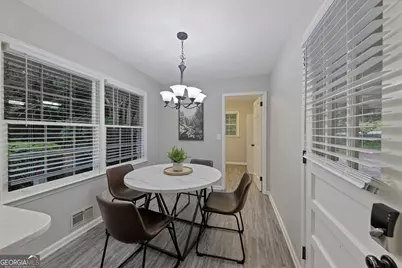 2984 Blackberry Lane, Marietta, GA 30068 - Photo 2