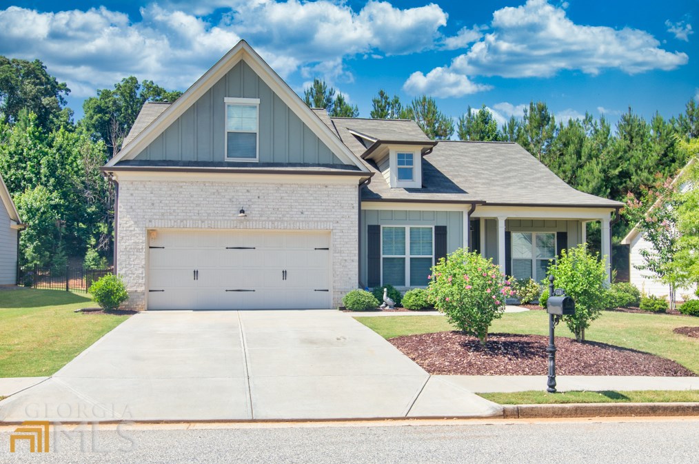 726 Lakeview Bend Cir, Jefferson, GA 30549