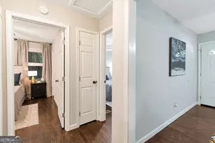 240 Lake Dr, Atlanta, GA 30340 - Photo 10