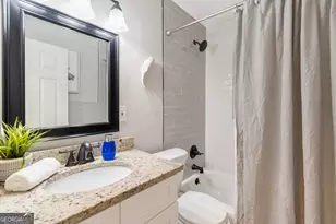 240 Lake Dr, Atlanta, GA 30340 - Photo 14