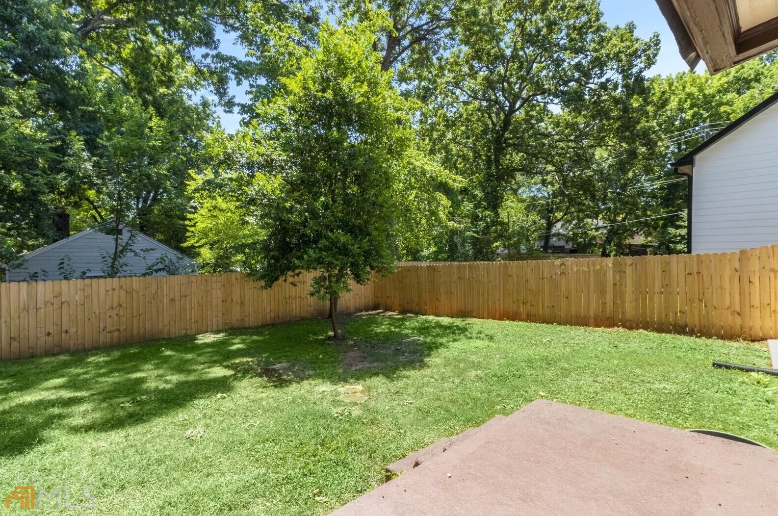 1132 Oak Knoll Ter, Atlanta GA  30315-5214 exterior