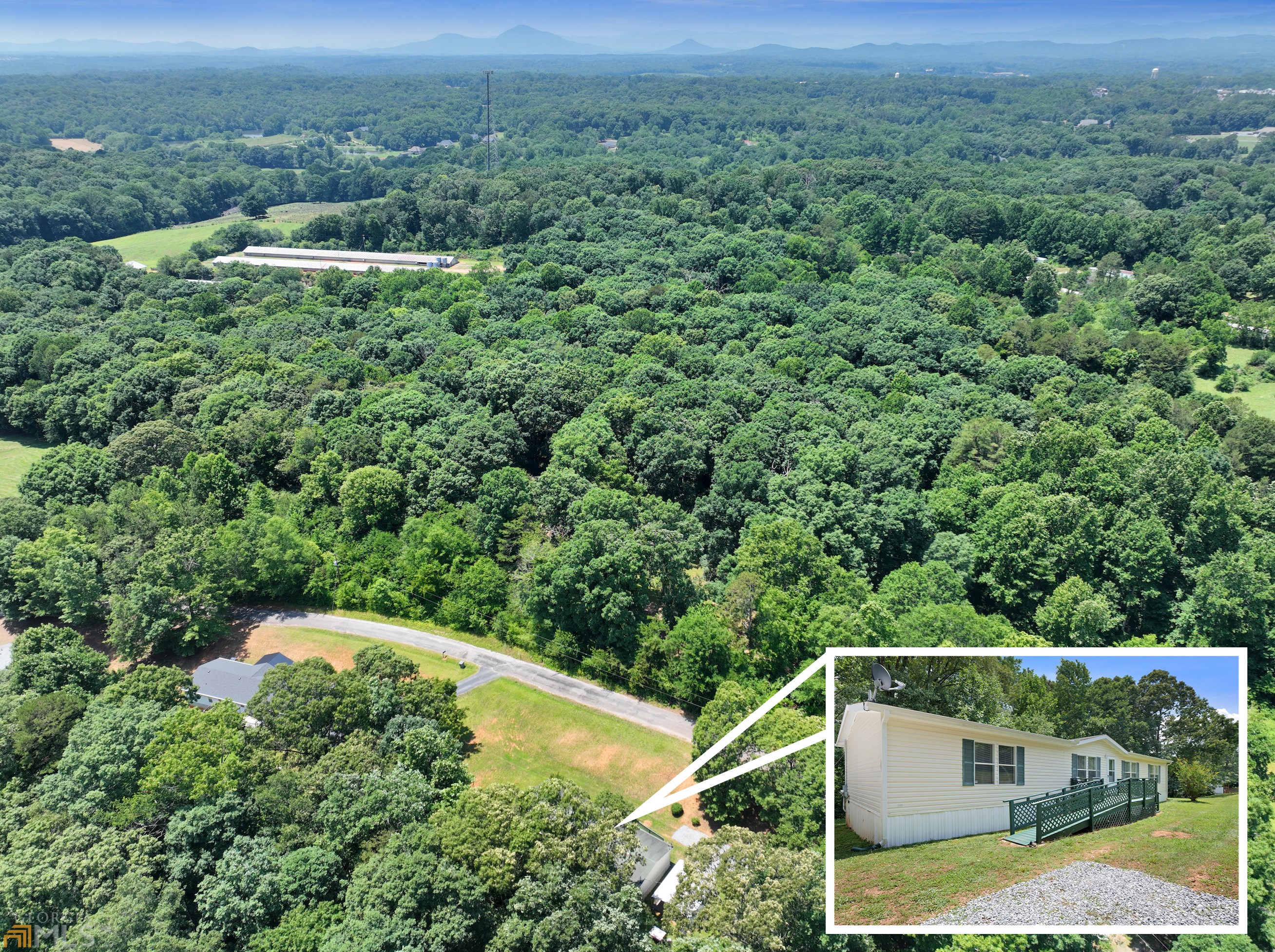 290 Freeman Rd, Mount Airy, GA 30563