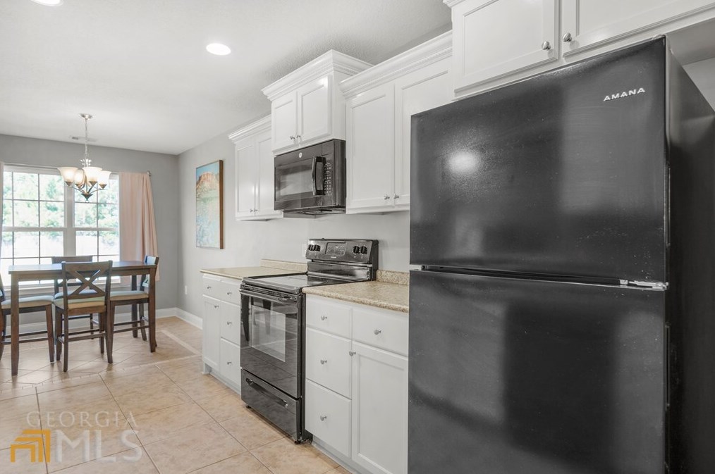 175 Forest St, Bayview, GA 31316