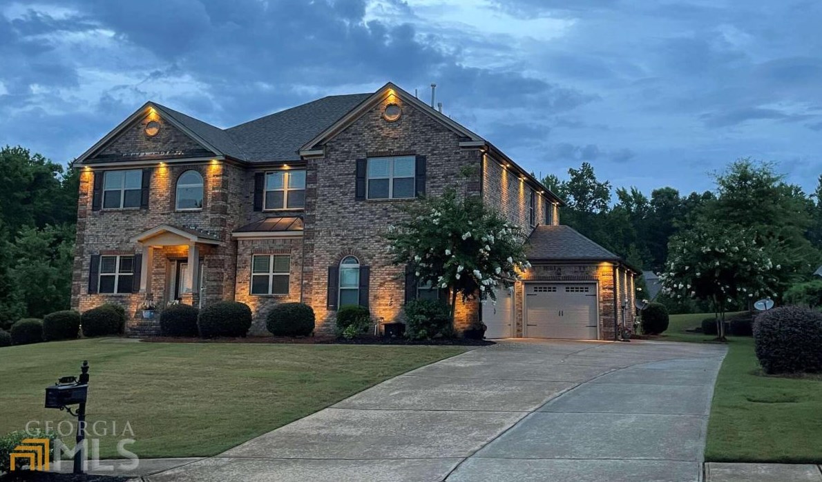 1148 Eagles Brooke Dr, Locust Grove, GA 30248