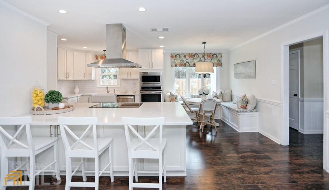 8502 Kent Dr, Savannah GA  31406-6247 exterior