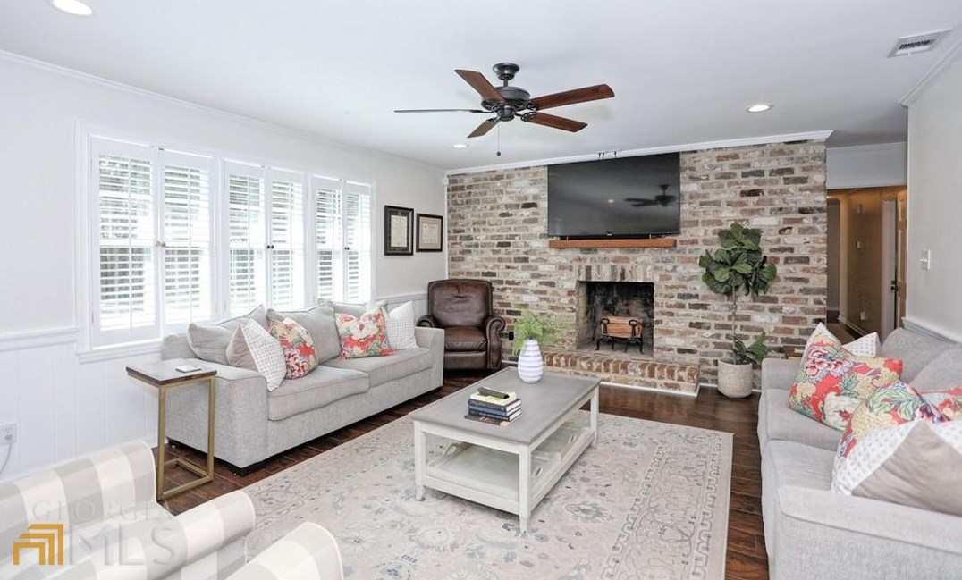 8502 Kent Dr, Savannah GA  31406-6247 exterior