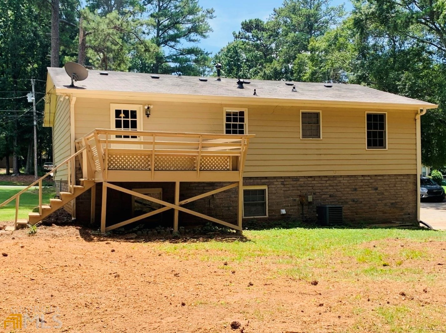 4091 Whispering Forest Ct Sw, Lilburn, GA 30047