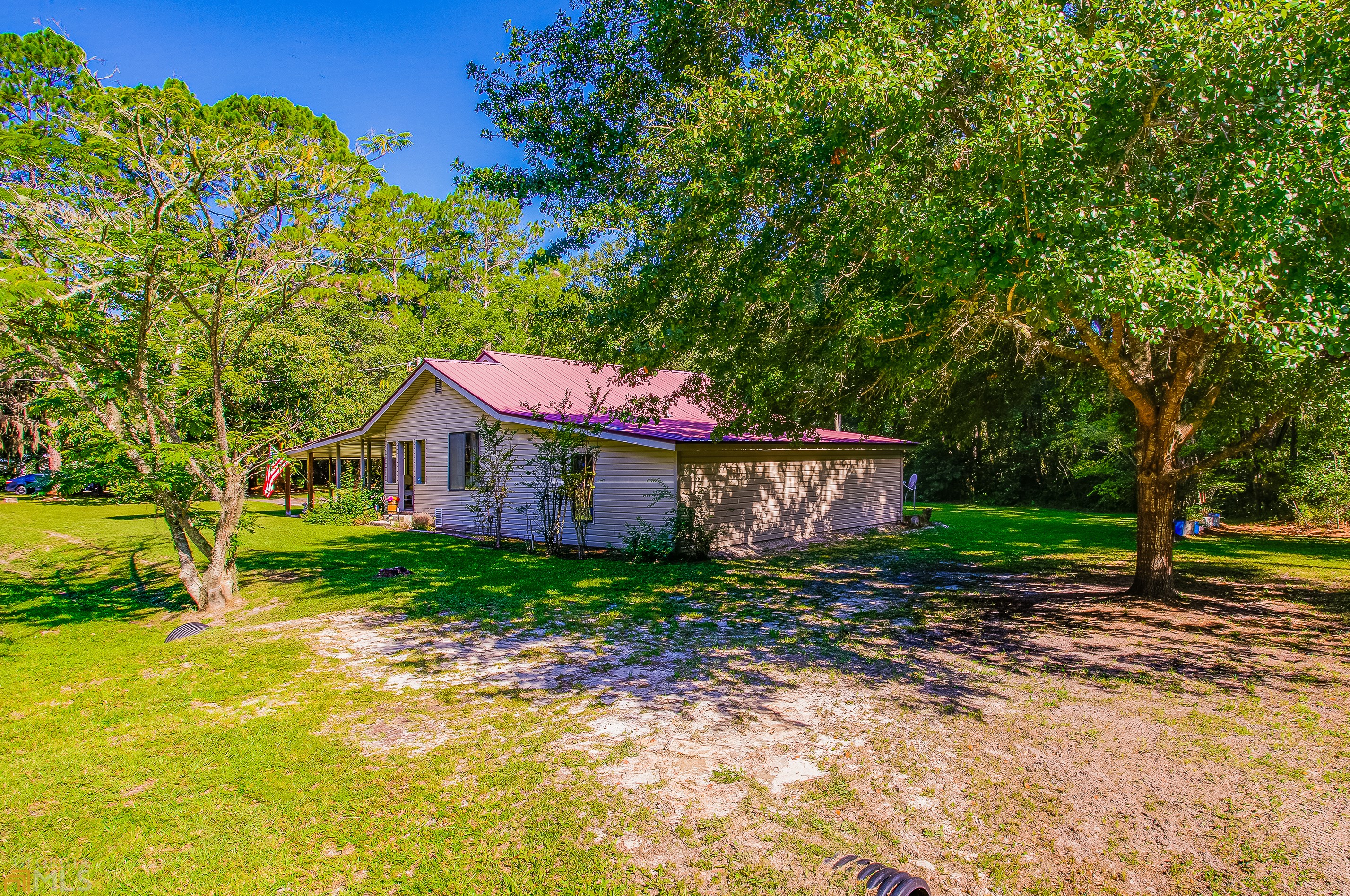 189 Wheeler St, Saint George, GA 31562